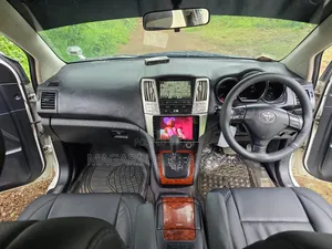 Toyota Harrier 2007 White