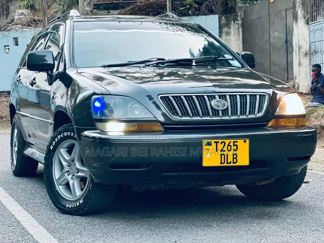 Toyota Harrier 2005 Black