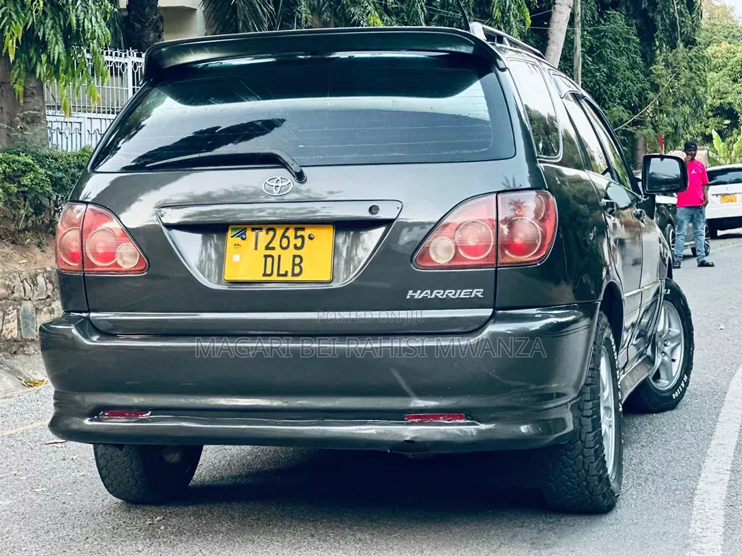 Toyota Harrier 2005 Black