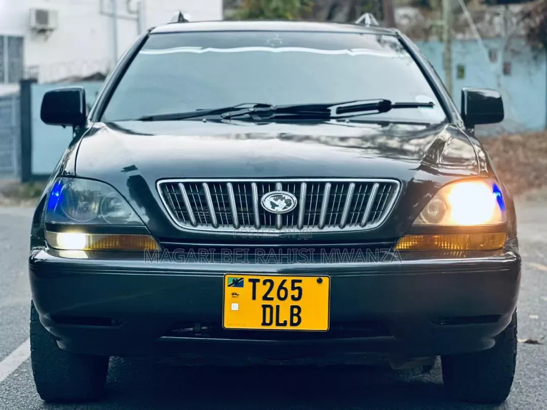 Toyota Harrier 2005 Black