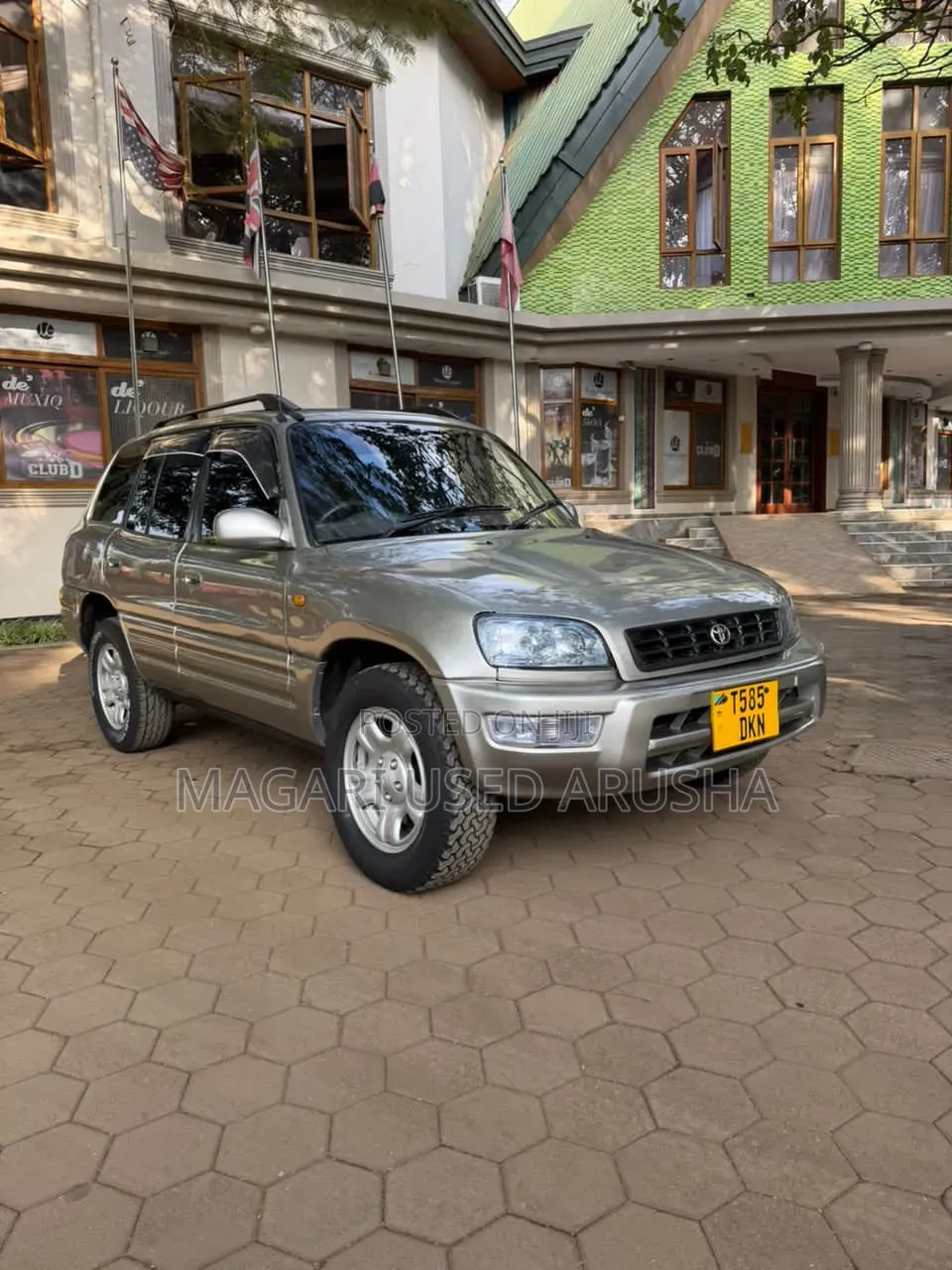 Toyota RAV4 1999 Matt Black