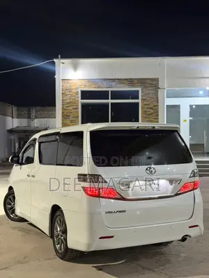 Toyota Vellfire 2008 White