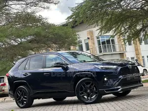 Toyota RAV4 Hybrid 2025 Blue