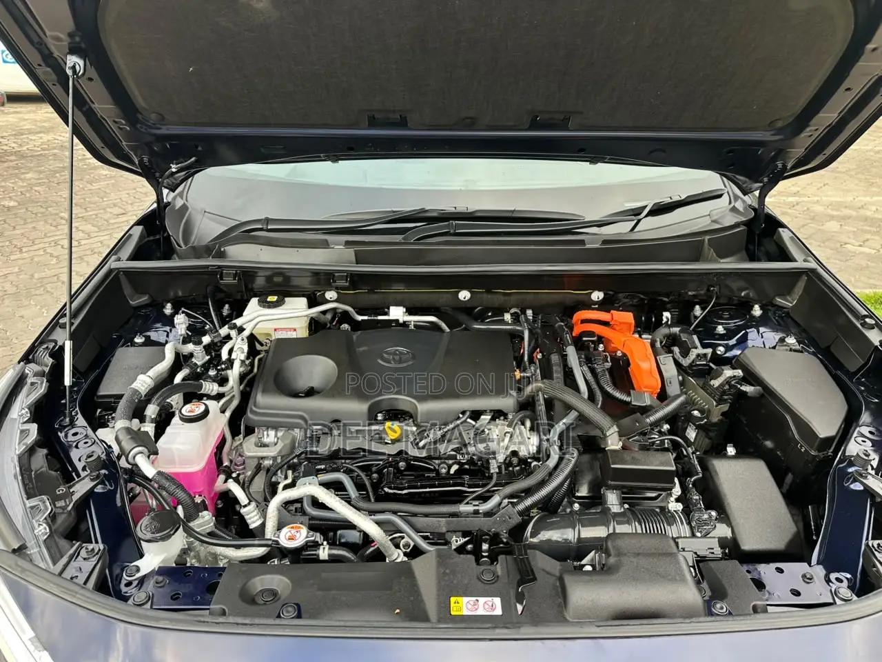 Toyota RAV4 Hybrid 2025 Blue