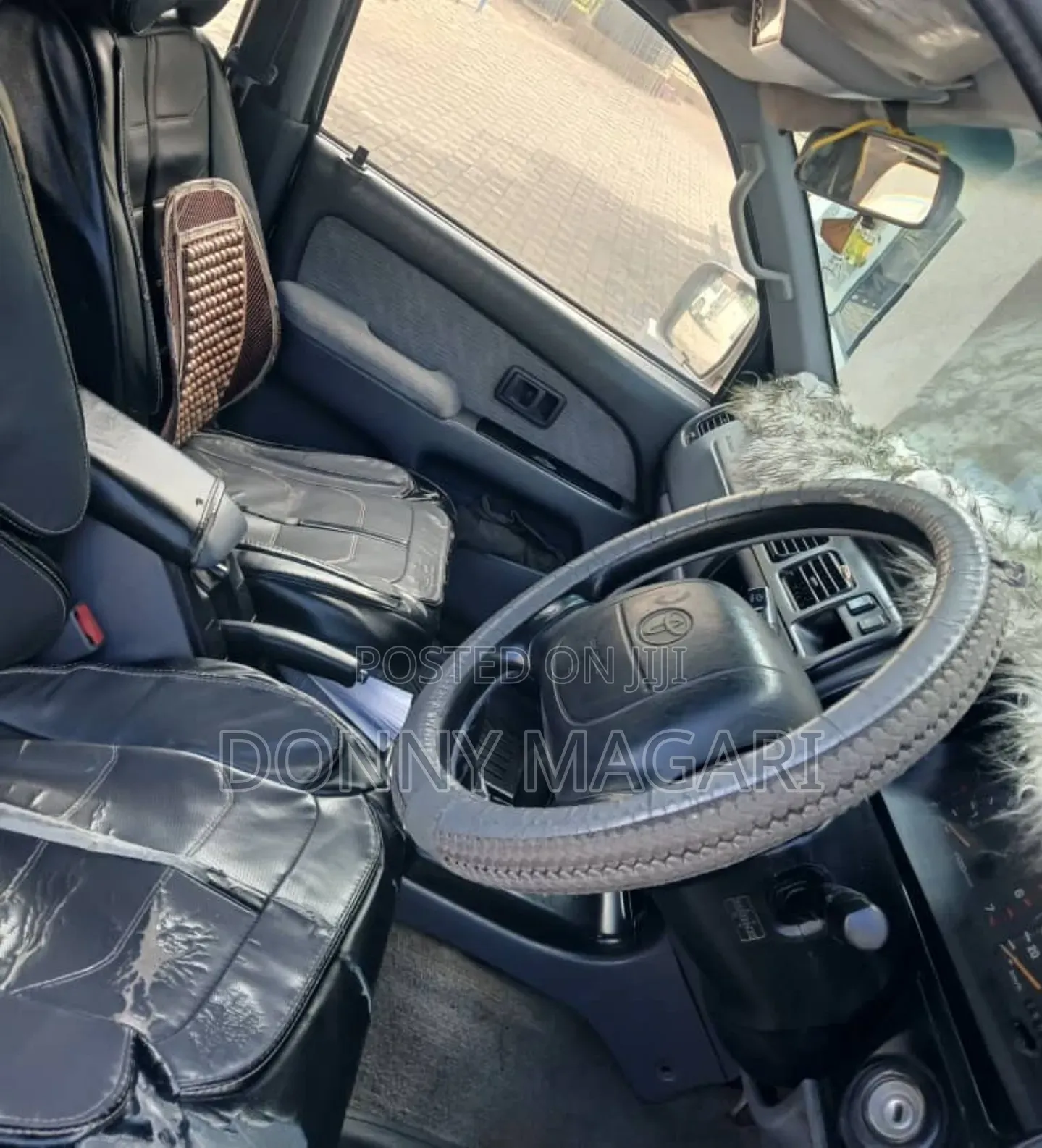 Toyota Hilux 2010 Silver