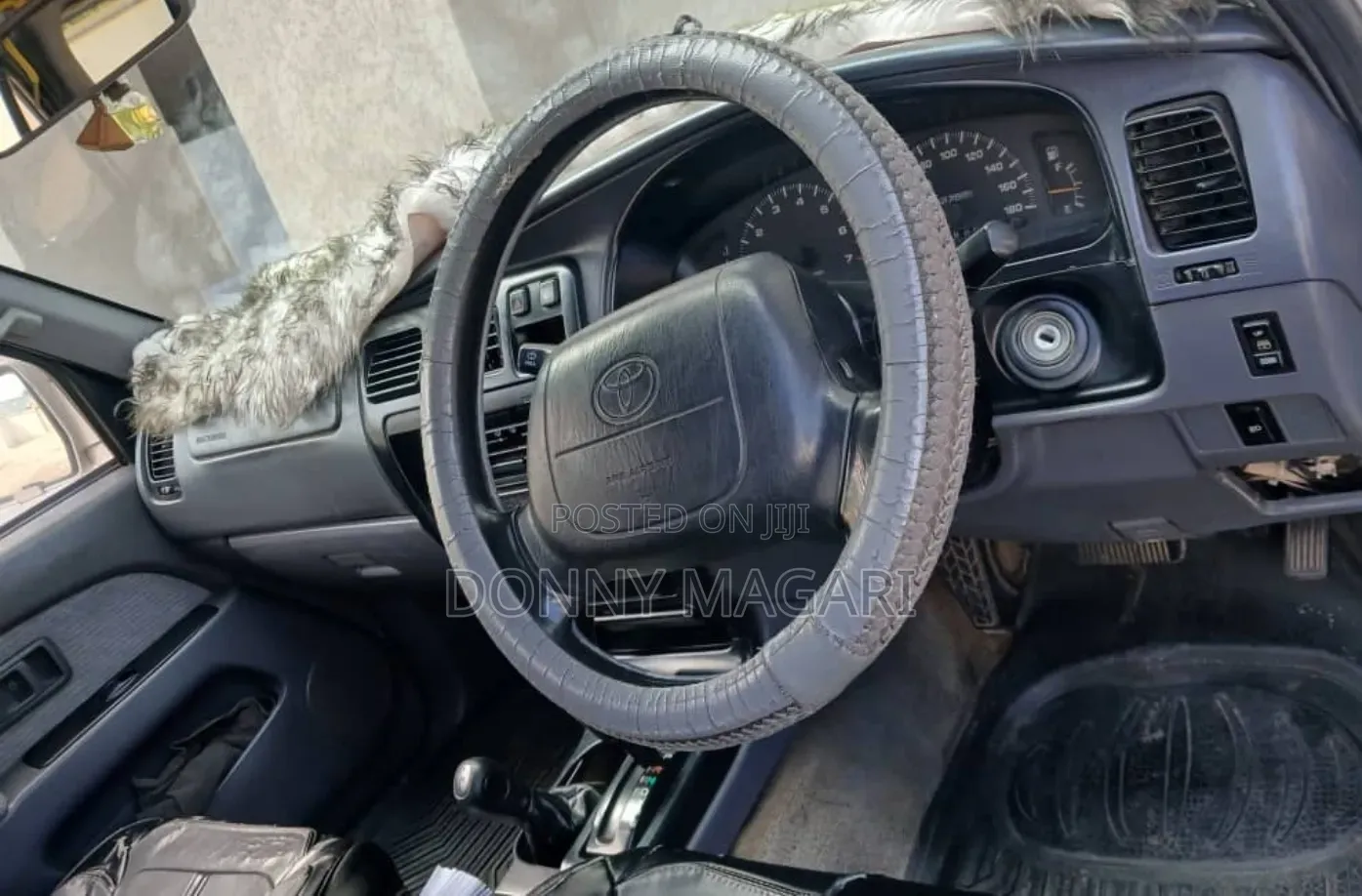 Toyota Hilux 2010 Silver