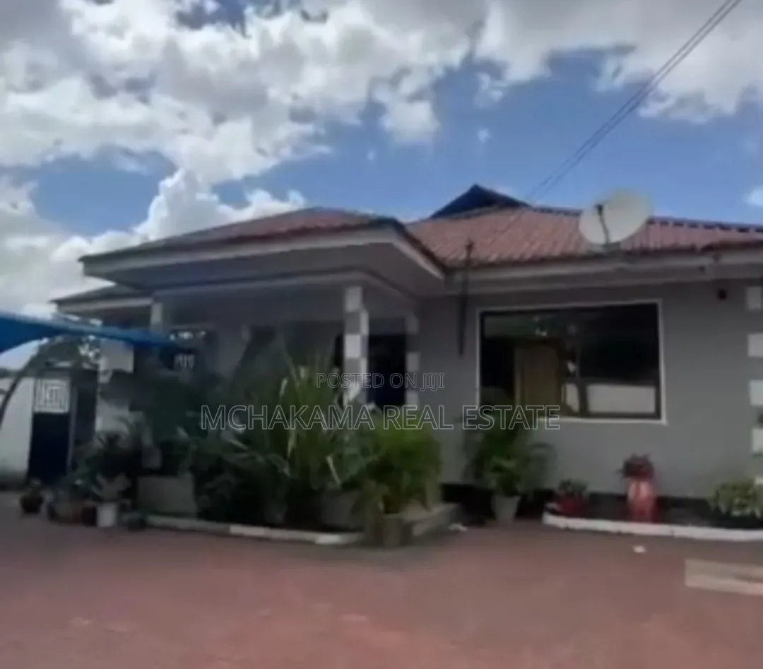3bdrm House in Mchakama Real Estate, Ukonga for sale