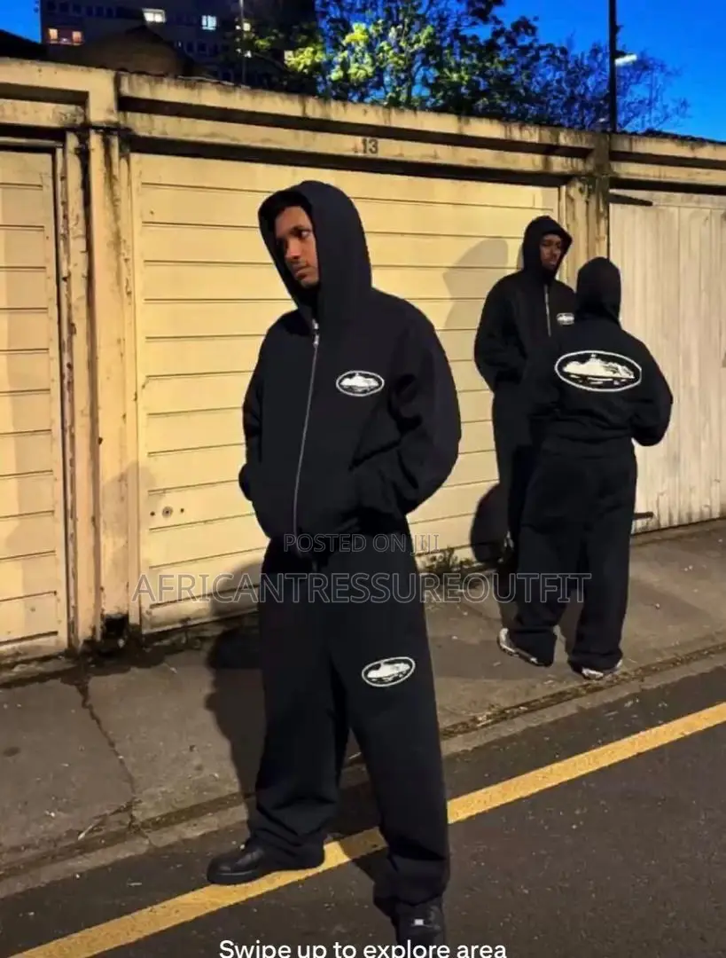 Corteiz Island Puff Tracksuit Featuring Alcatraz Logo