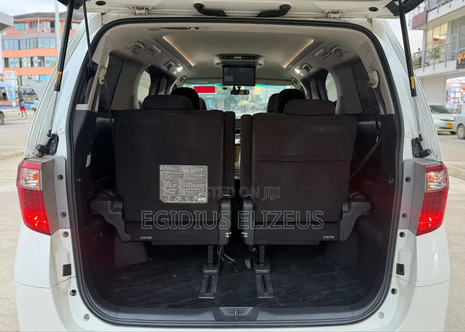 Toyota Alphard 2012 White