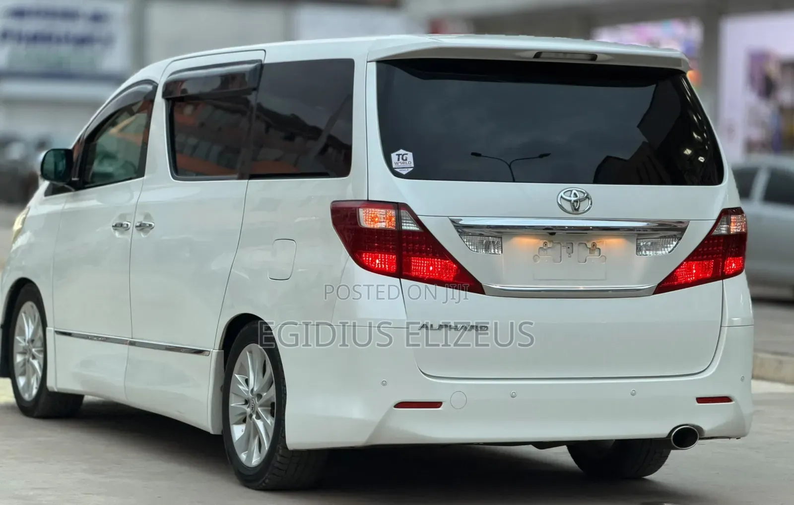 Toyota Alphard 2012 White