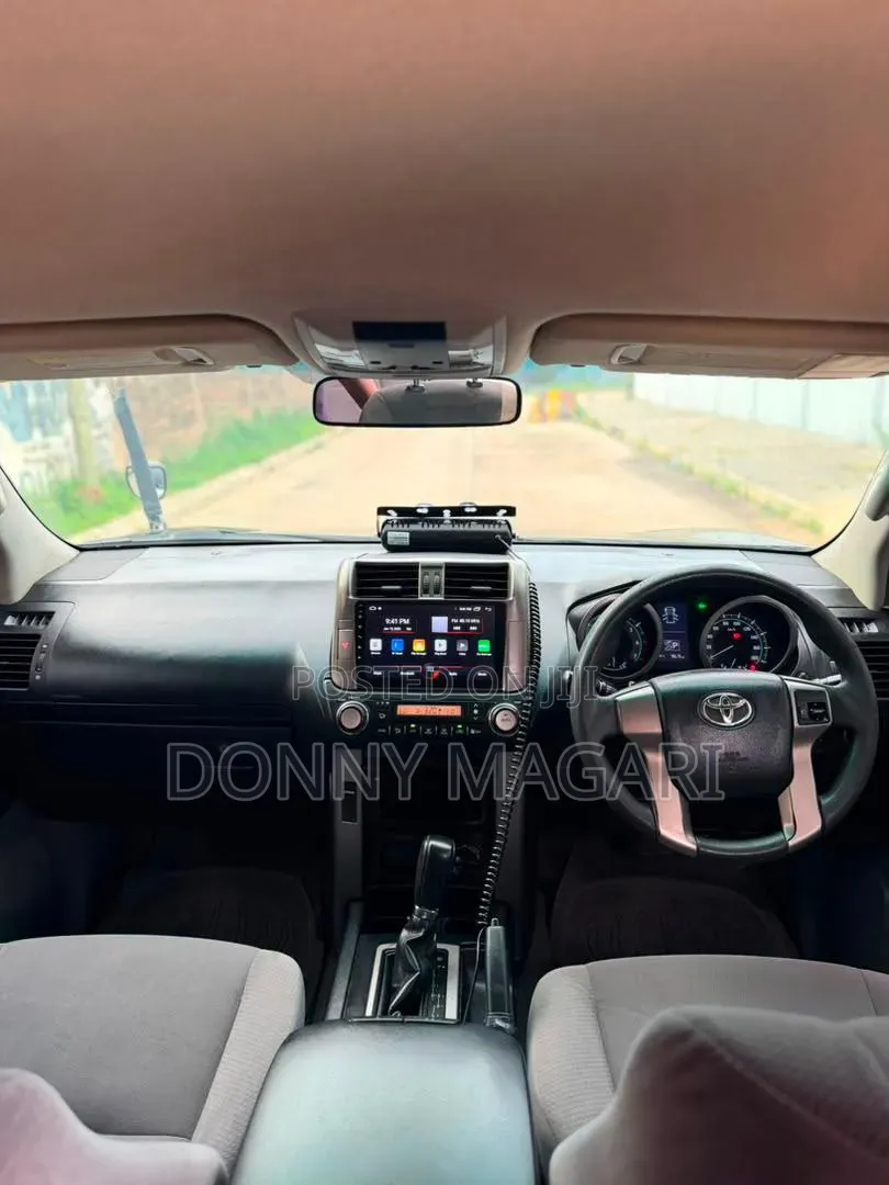 Toyota Land Cruiser Prado 2011 Black