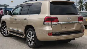 Toyota Land Cruiser 2018 Gold