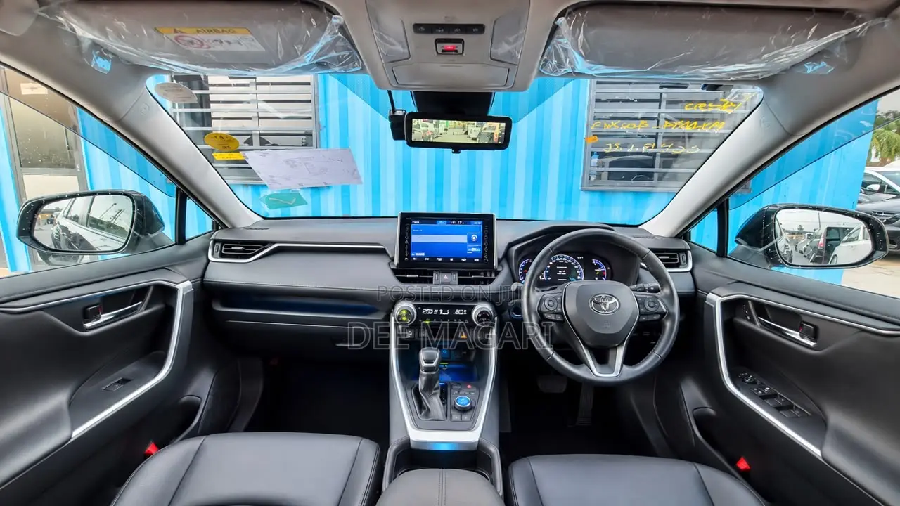 Toyota RAV4 2021 Blue