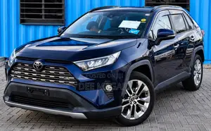 Toyota RAV4 2021 Blue