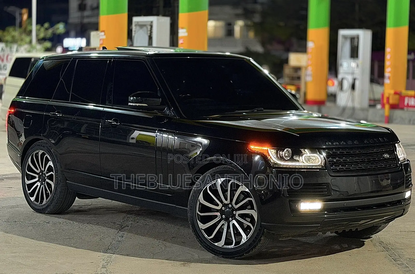 Land Rover Range Rover Vogue 2016 Black