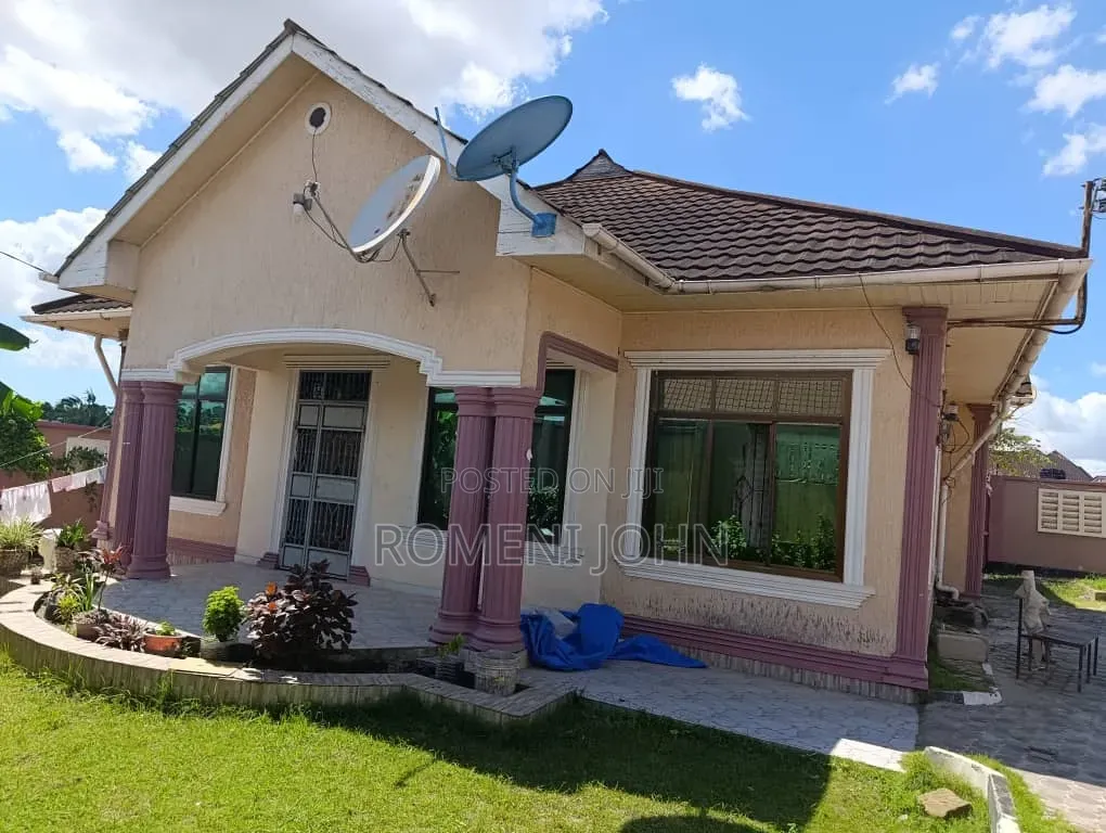 4bdrm House in Tanzania Daresalaam, Ilala for sale