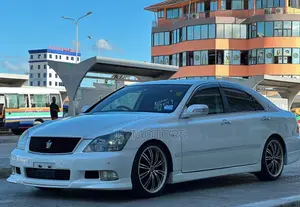 Toyota Crown 2007 White