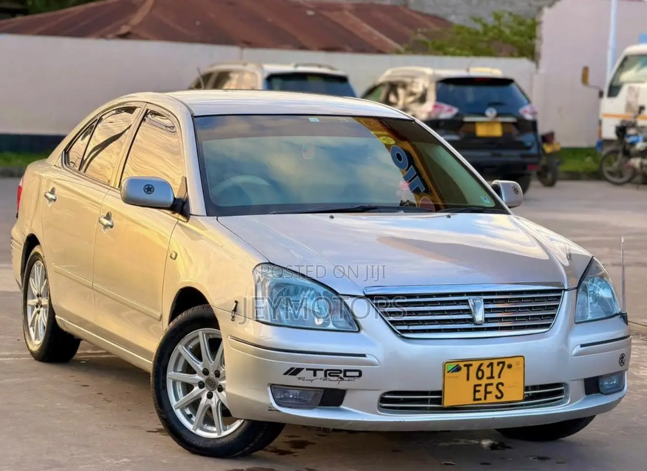 Toyota Premio 2005 Silver