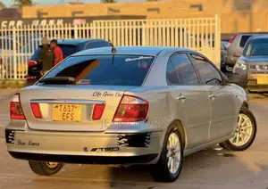 Toyota Premio 2005 Silver