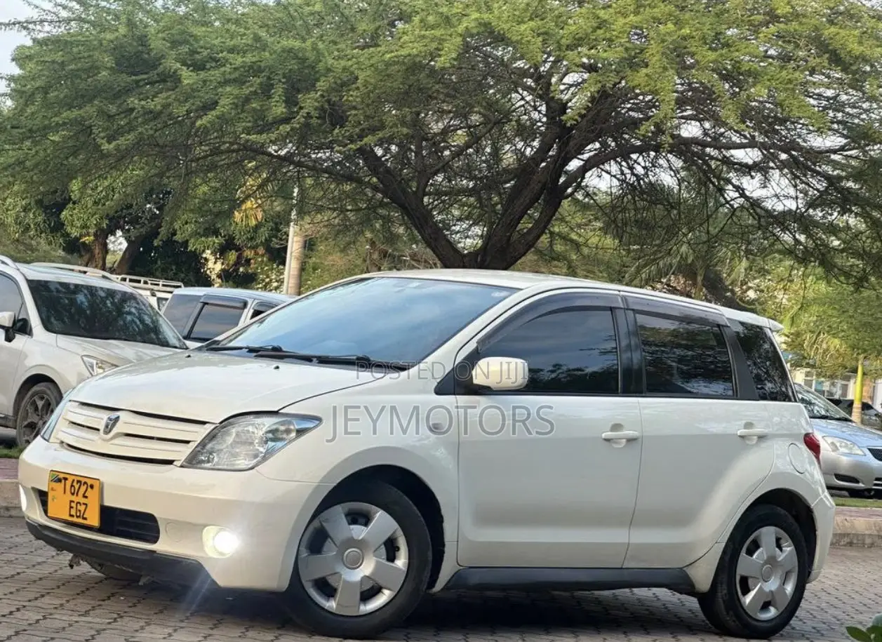 Toyota Premio 2004 White