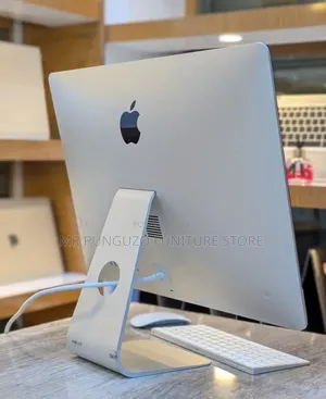 New Desktop Computer Apple iMac 8GB Intel Core i5 SSD 256GB
