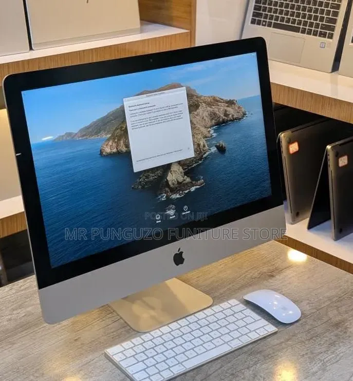 New Desktop Computer Apple iMac 8GB Intel Core i5 SSD 256GB