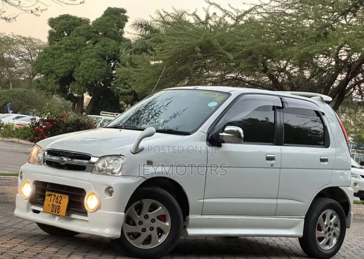 Daihatsu Terios Automatic 2004 White