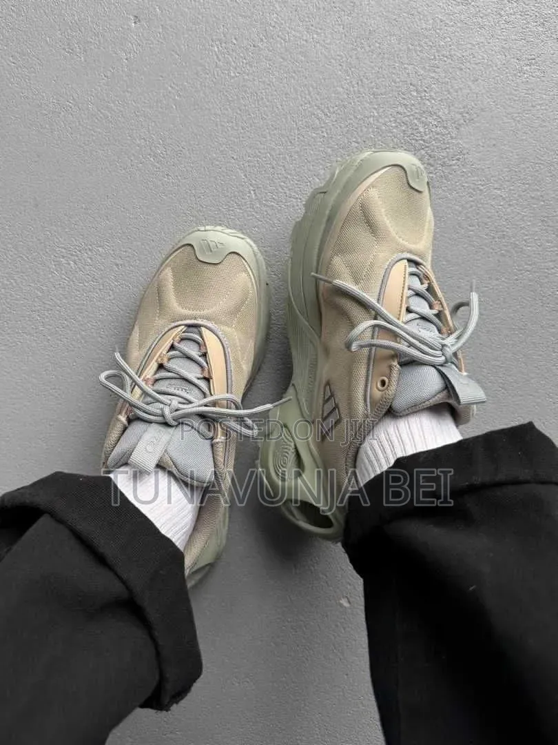 Adidas Ad Quality Sneakers