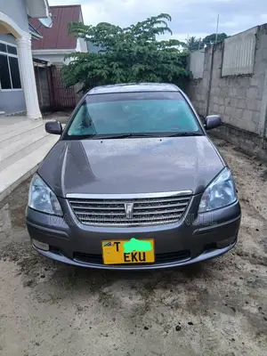 Toyota Premio 2005 Silver