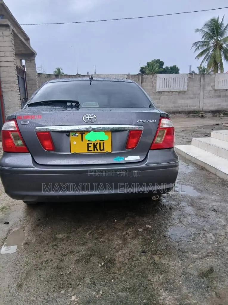 Toyota Premio 2005 Silver