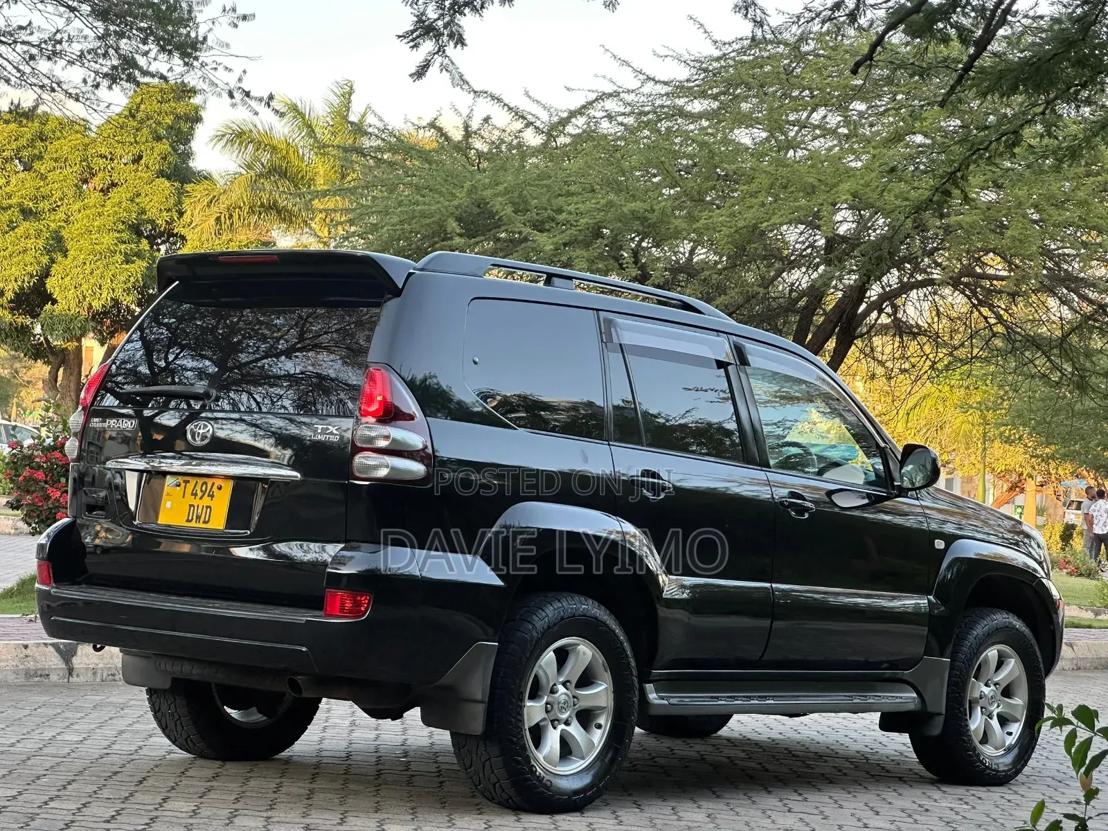 Toyota Land Cruiser Prado 2005 Black