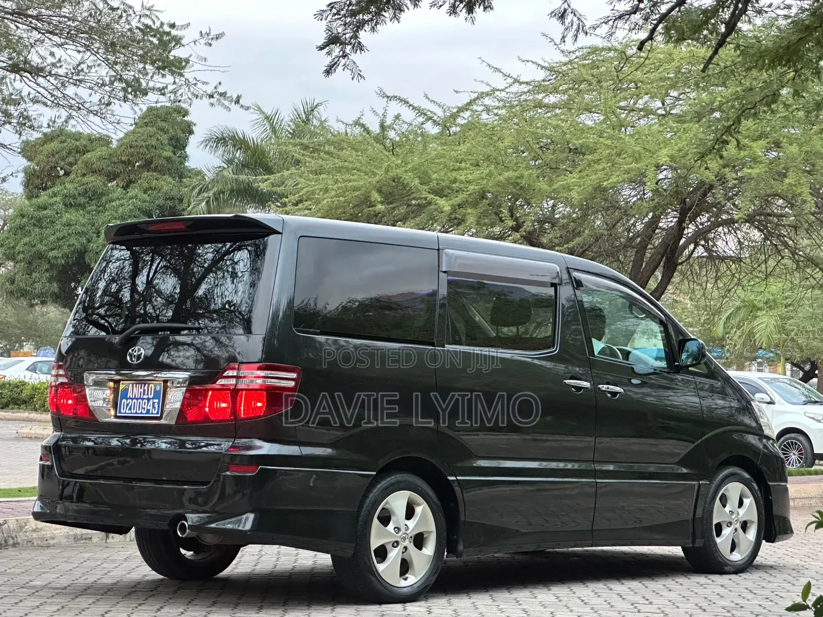 Toyota Alphard 2007 Black