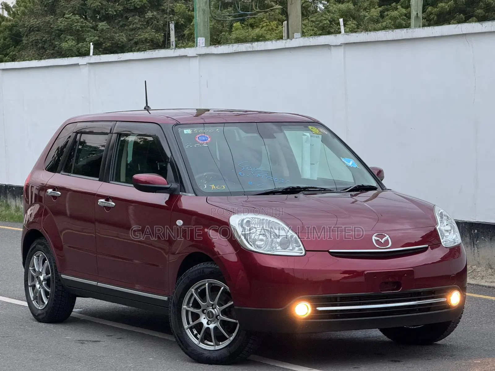 Mazda Verisa 2011 Maroon