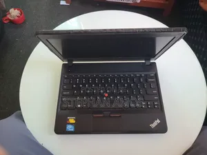 Laptop Lenovo ThinkPad X131e 4GB Intel Core 2 Duo HDD 500GB