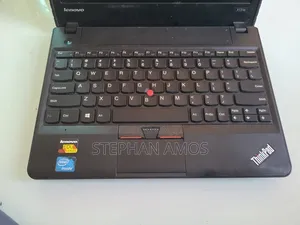 Laptop Lenovo ThinkPad X131e 4GB Intel Core 2 Duo HDD 500GB
