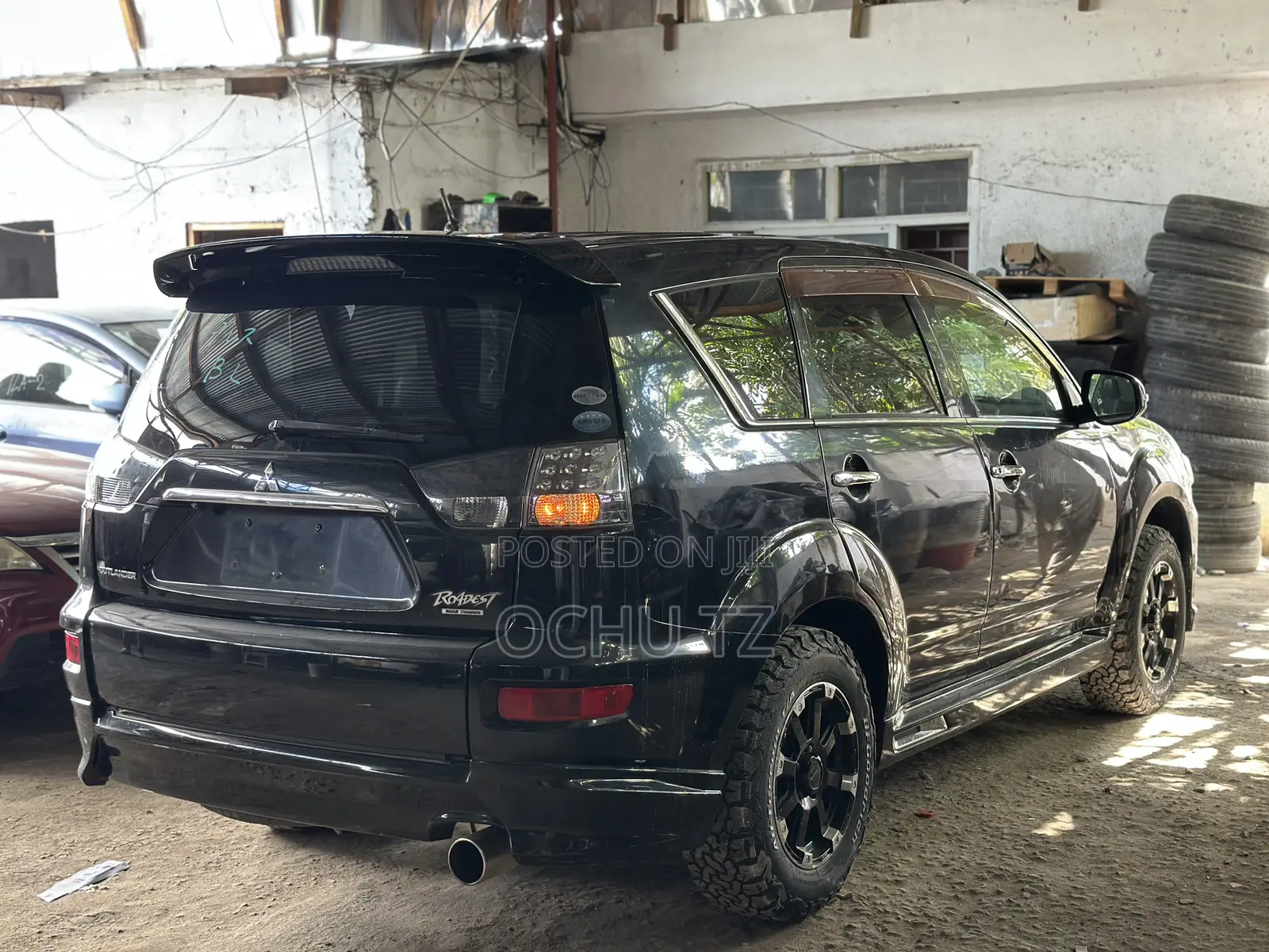 Mitsubishi Outlander 2011 Black