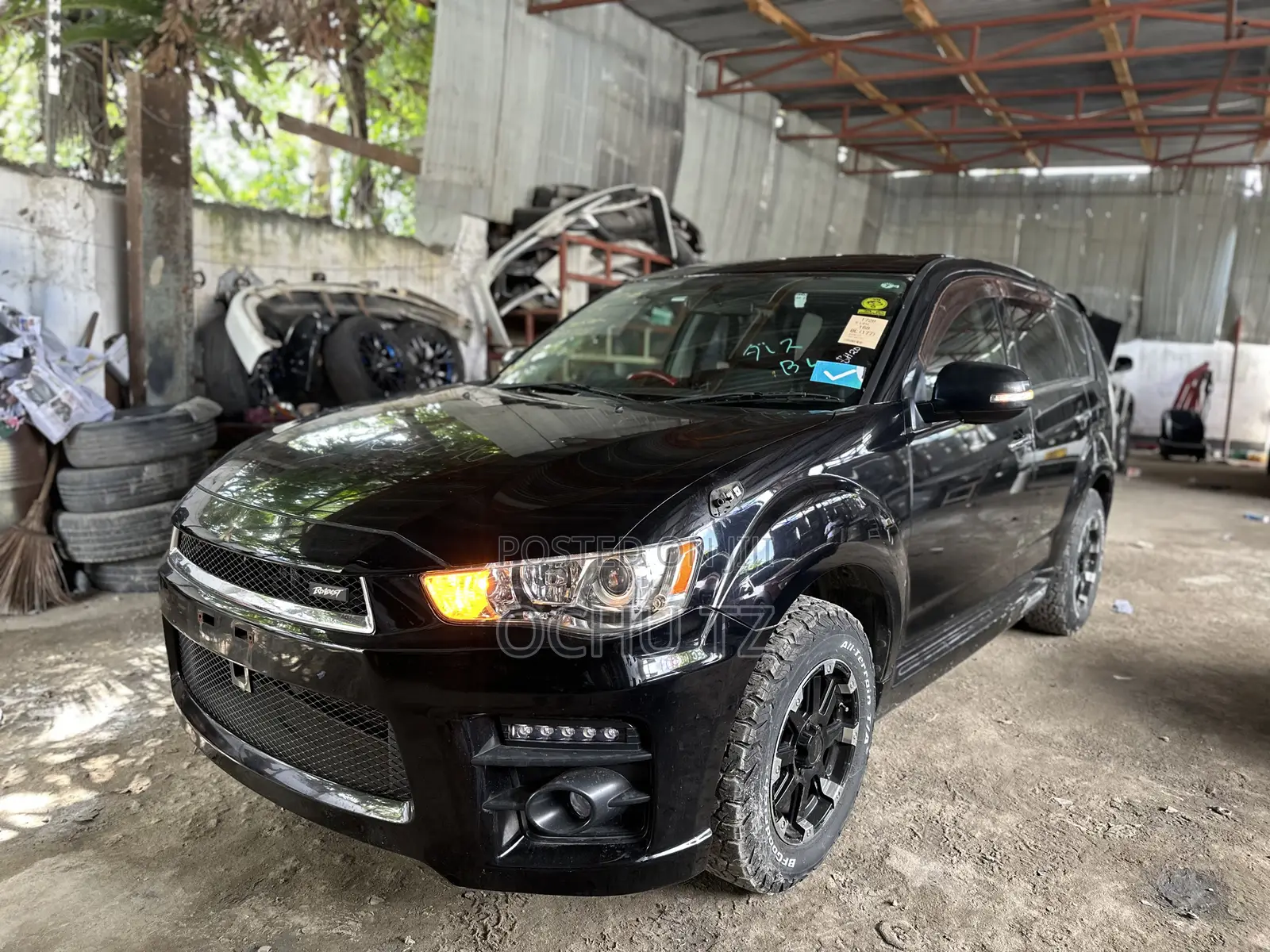 Mitsubishi Outlander 2011 Black