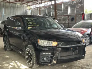 Mitsubishi Outlander 2011 Black