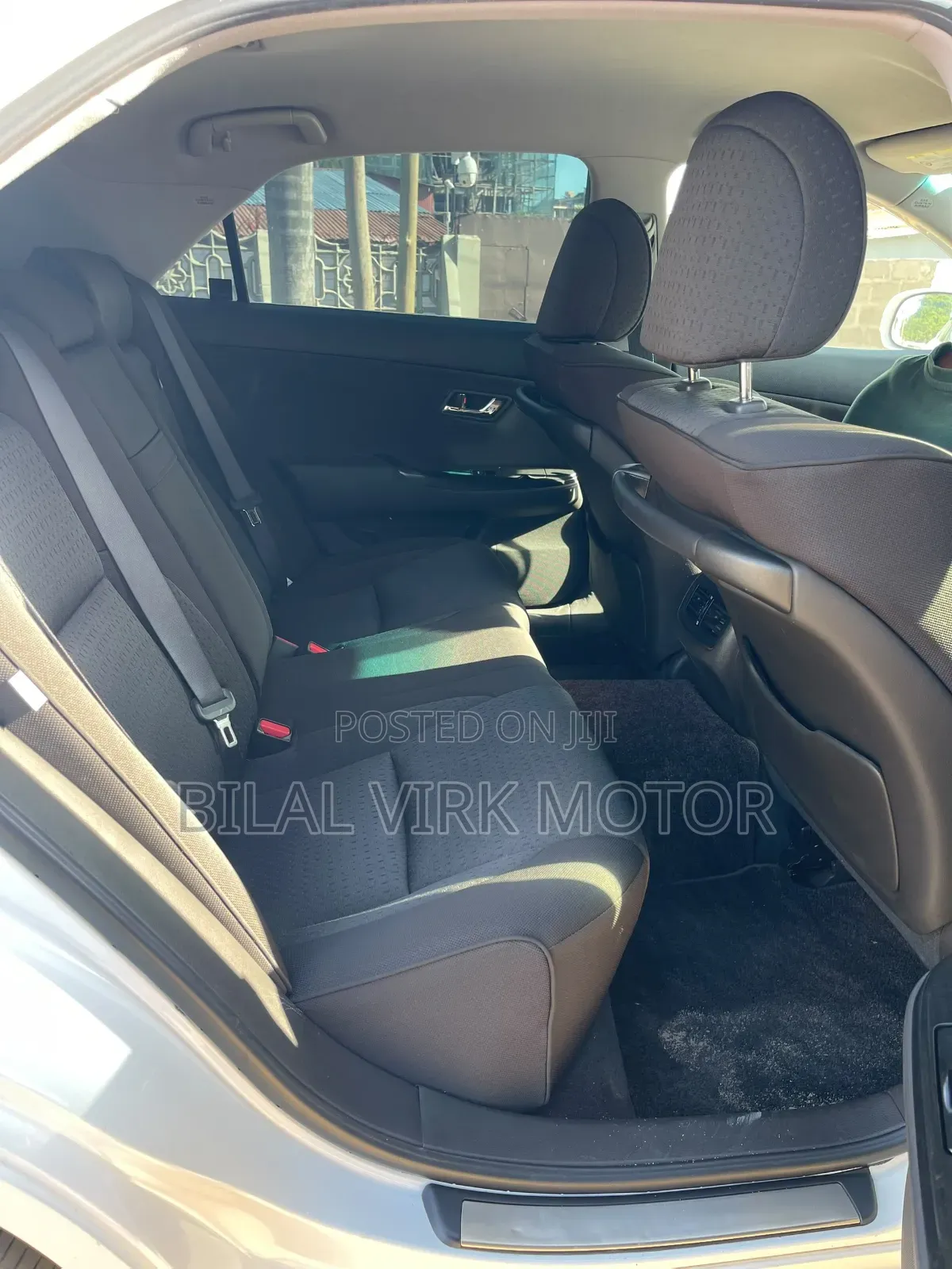 Toyota Crown 2010 White