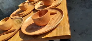 Vyombo Vya Mbao Set