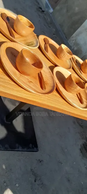 Vyombo Vya Mbao Set