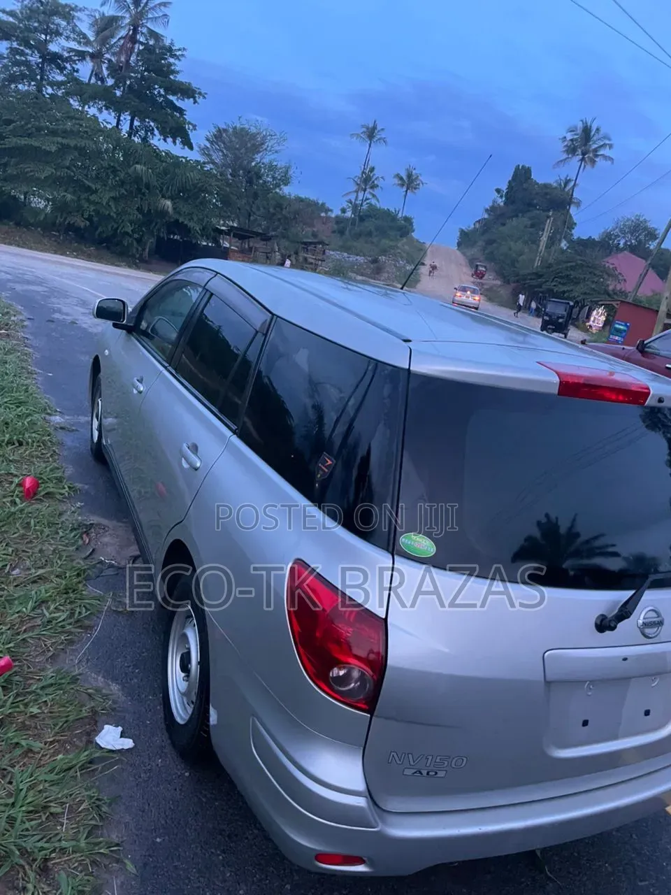 Nissan Advan 2012 Silver