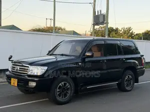 Toyota Land Cruiser HDJ 100 2000 Black