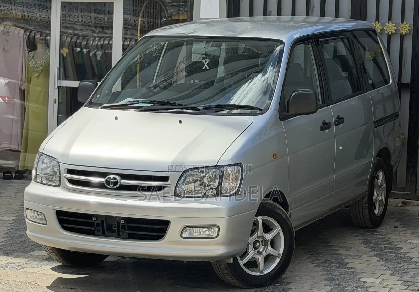 Toyota TownAce Noah 2001 Silver
