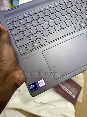 New Laptop Lenovo Yoga 7i 16GB Intel Core Ultra 7 SSD 1T