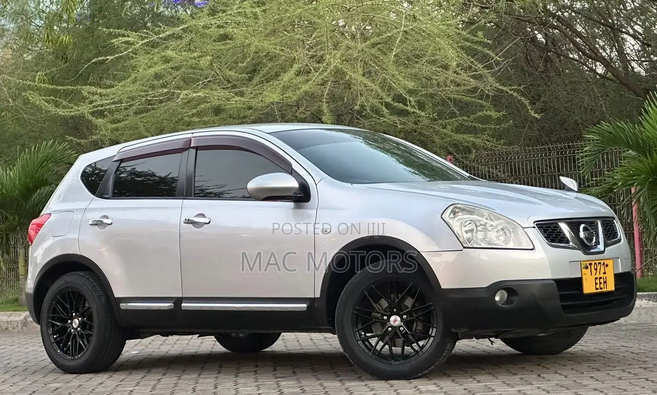 Nissan Dualis 2010 Silver