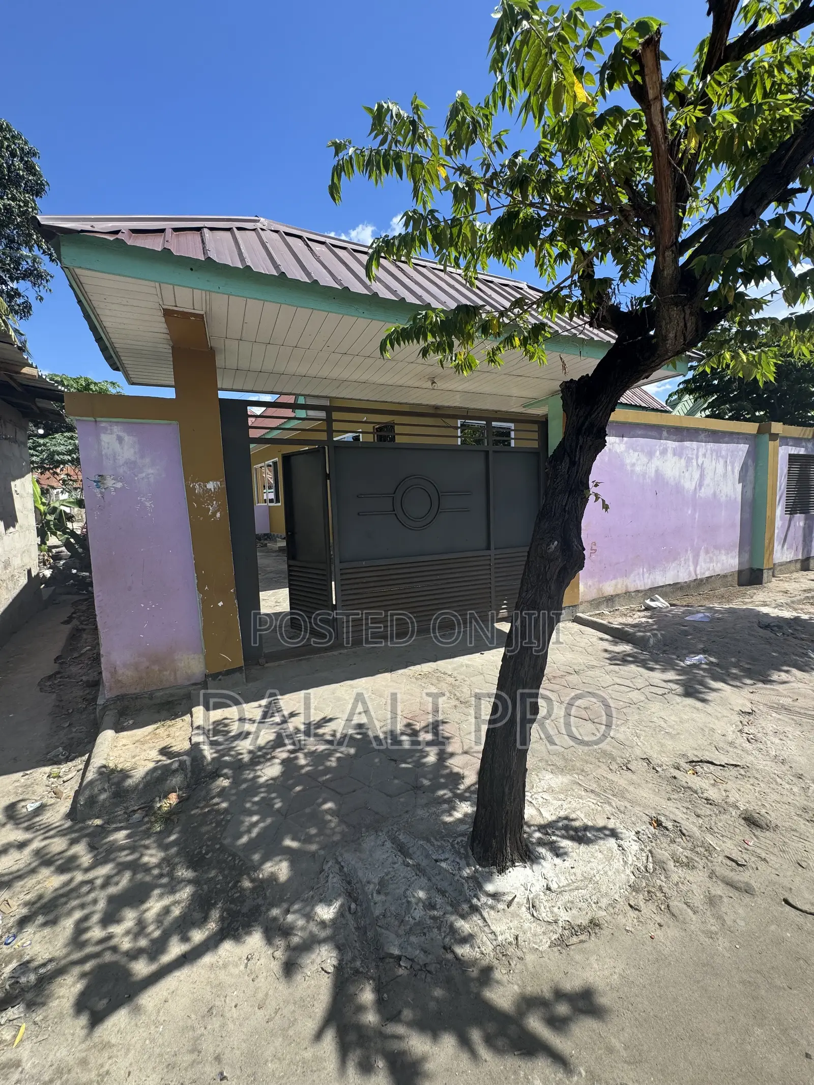 12bdrm Apartment in Kigamboni for sale
