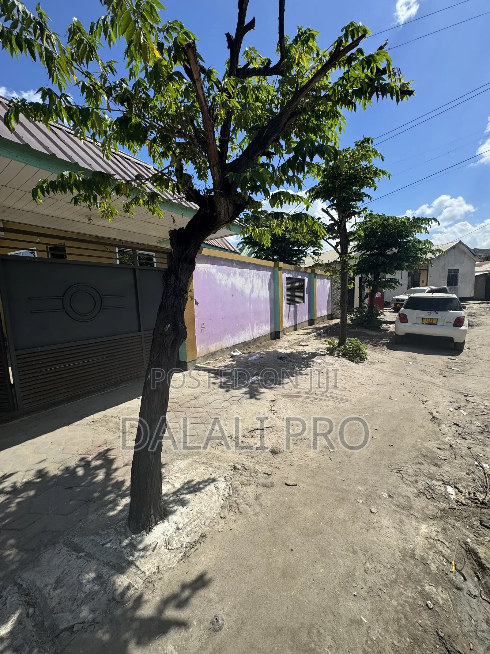 12bdrm Apartment in Kigamboni for sale