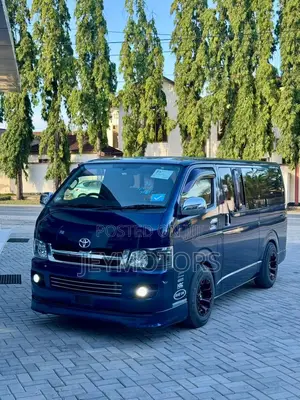 Toyota Quantum 2006 Blue