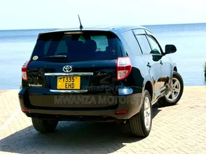 Toyota Vanguard 2008 Black